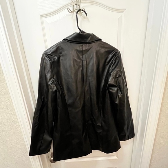 Faux Leather White Fox Boutique Blazer - Picture 3 of 3